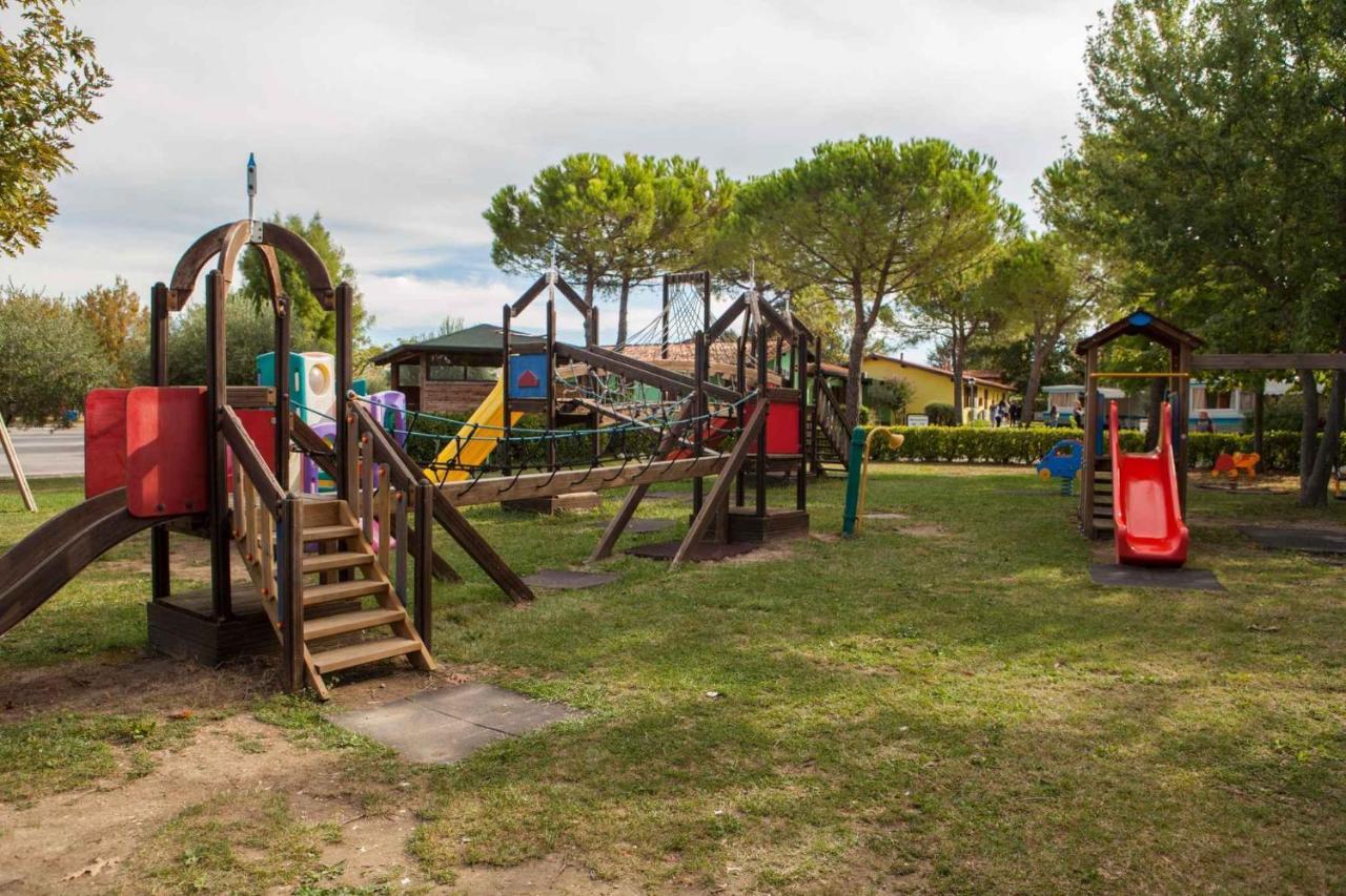 Mobilehomes In Sirmione/Gardasee 22177 Buitenkant foto