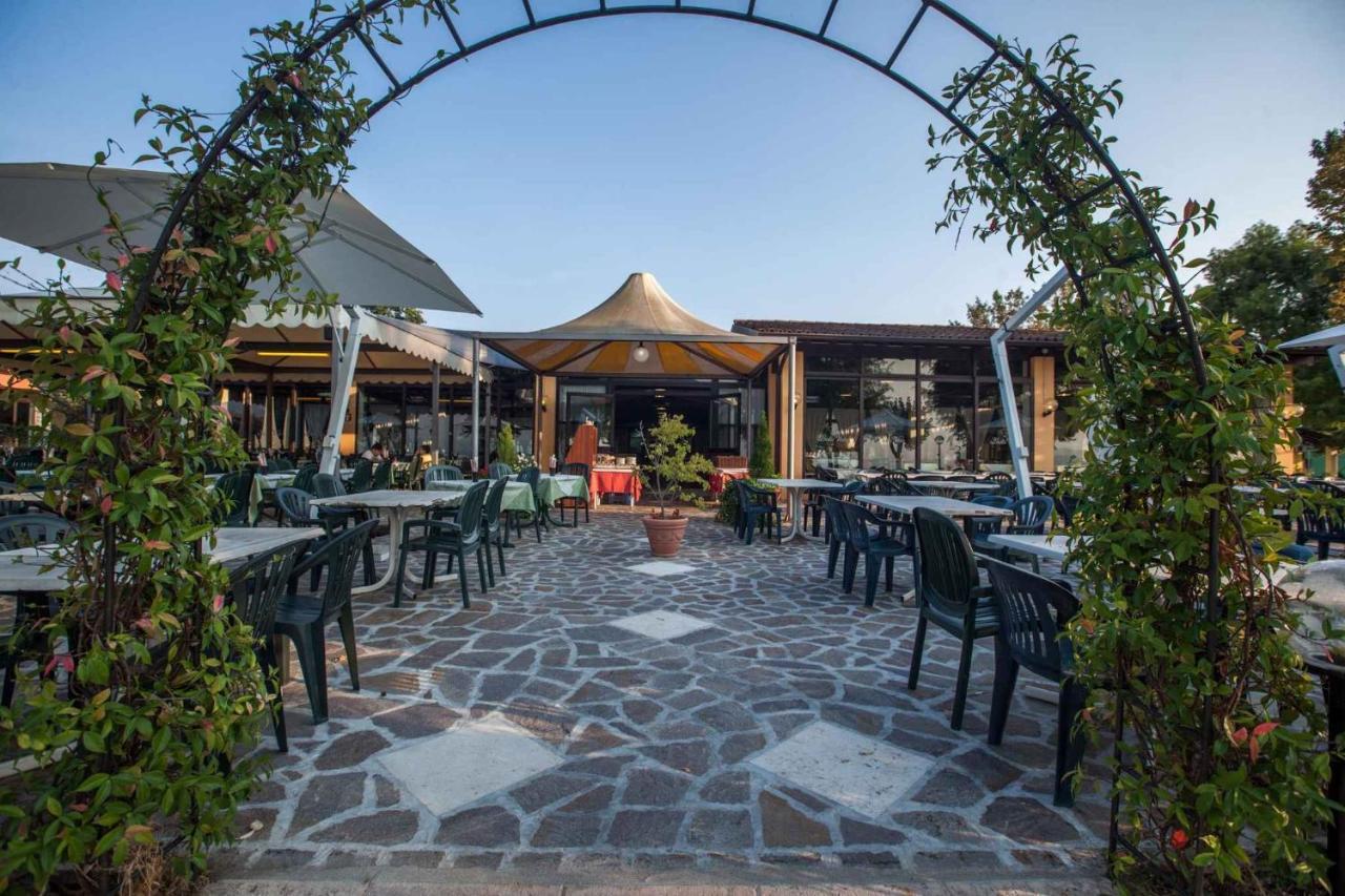 Mobilehomes In Sirmione/Gardasee 22177 Buitenkant foto