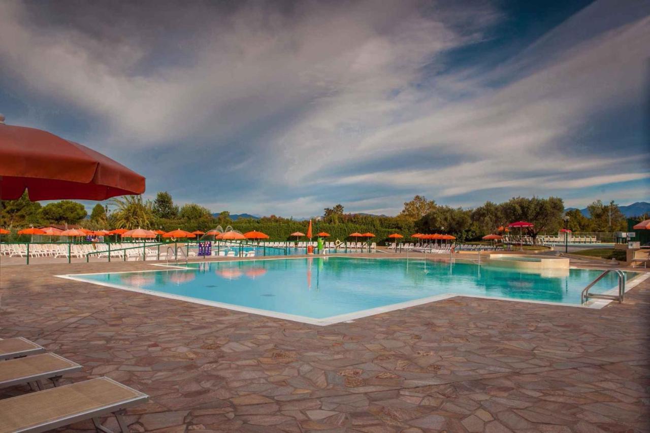 Mobilehomes In Sirmione/Gardasee 22177 Buitenkant foto